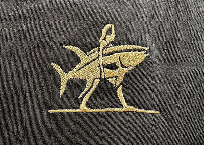 海军服装鱼群图案T恤