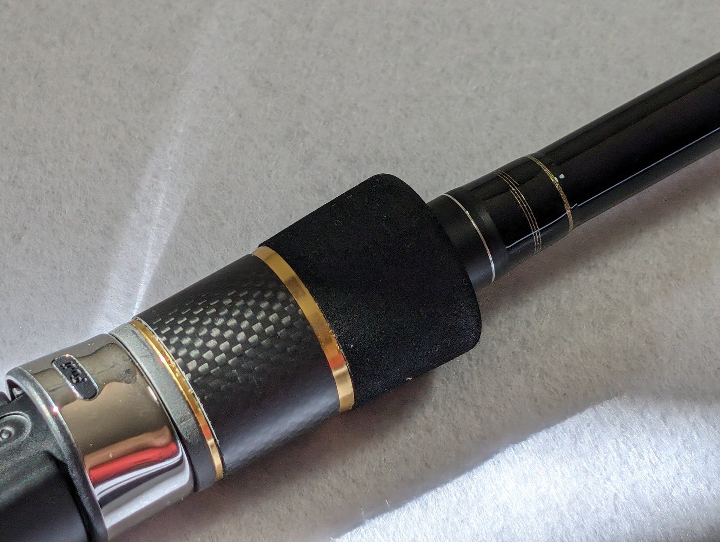 Tailwalk EGIST SSD 86L SL Squid Fishing Rod zoom in view to top grip 