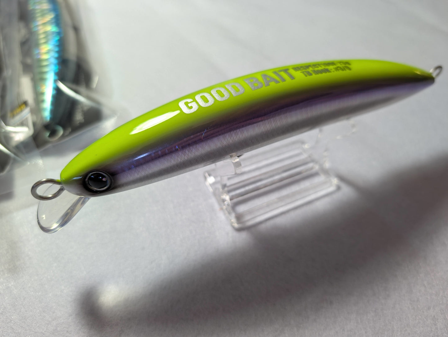 BUEN CEBO RESPETO 190F Topwater Minnow 