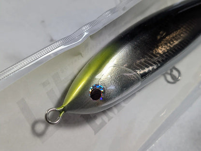 Fish Trippers Village Liber Tango Emocion 200 Ver HD Topwater Stickbait Chart Head Black Back